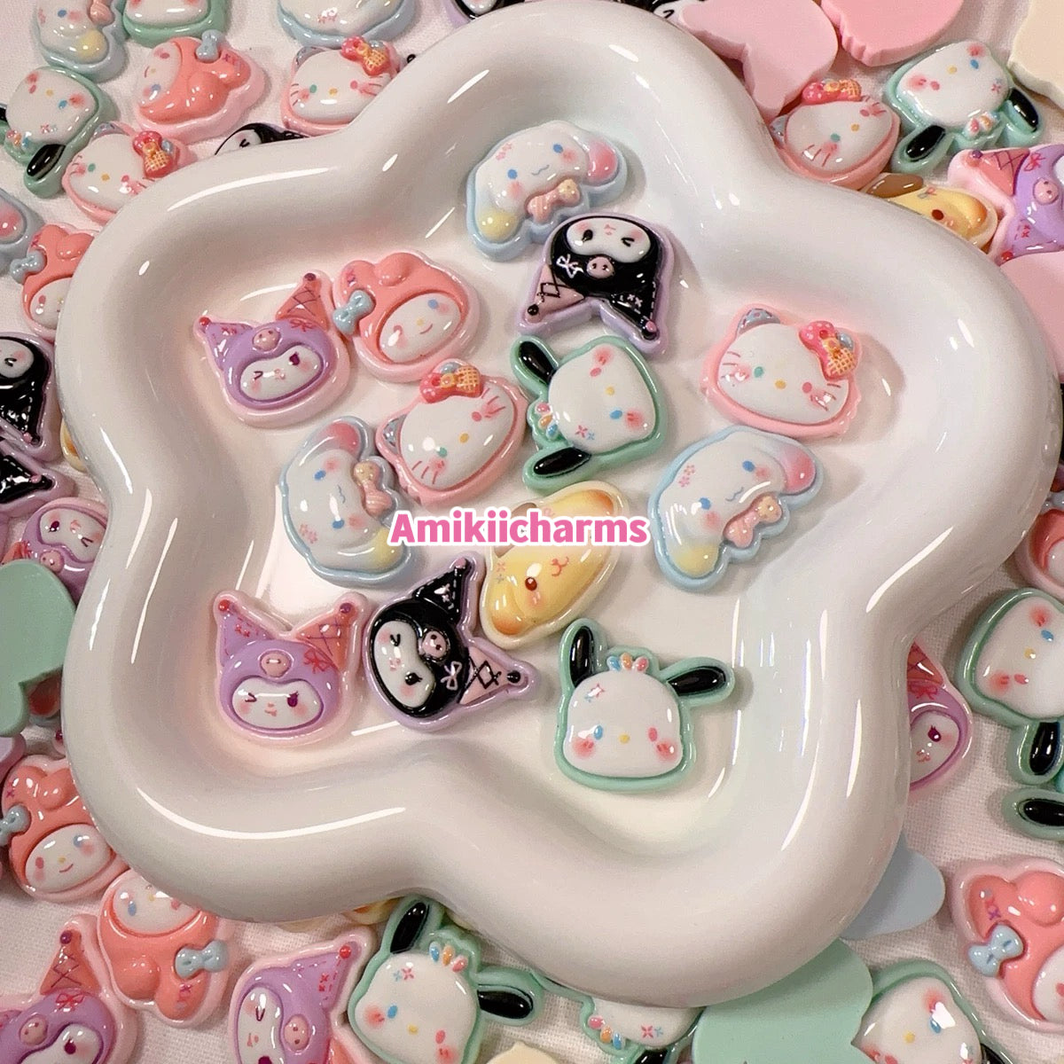 Breloques en forme de biscuits Sanrio