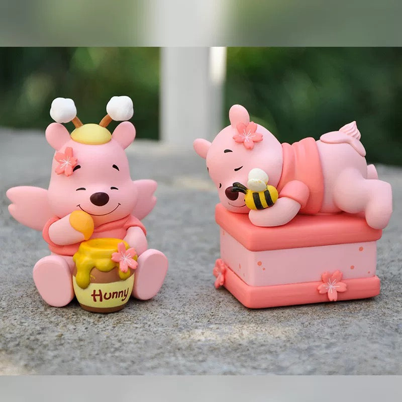 Winnie the Pooh decoden doll